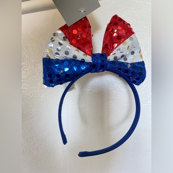 Spritz Sequin Light-Up Patriotic Bow Headband in Blue, Red & White - Picture 2 of 7